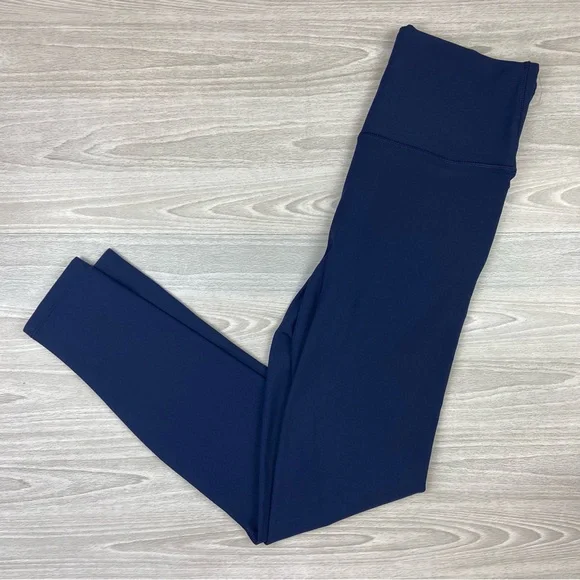Spanx Smooth OnForm Leggings Timeless Navy Size Large Buttery Soft - Picture 12 of 16